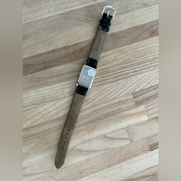 OMAX Ladies Watch Black Leather Strap Black Dial Stainless Case Crystal - Picture 8 of 11